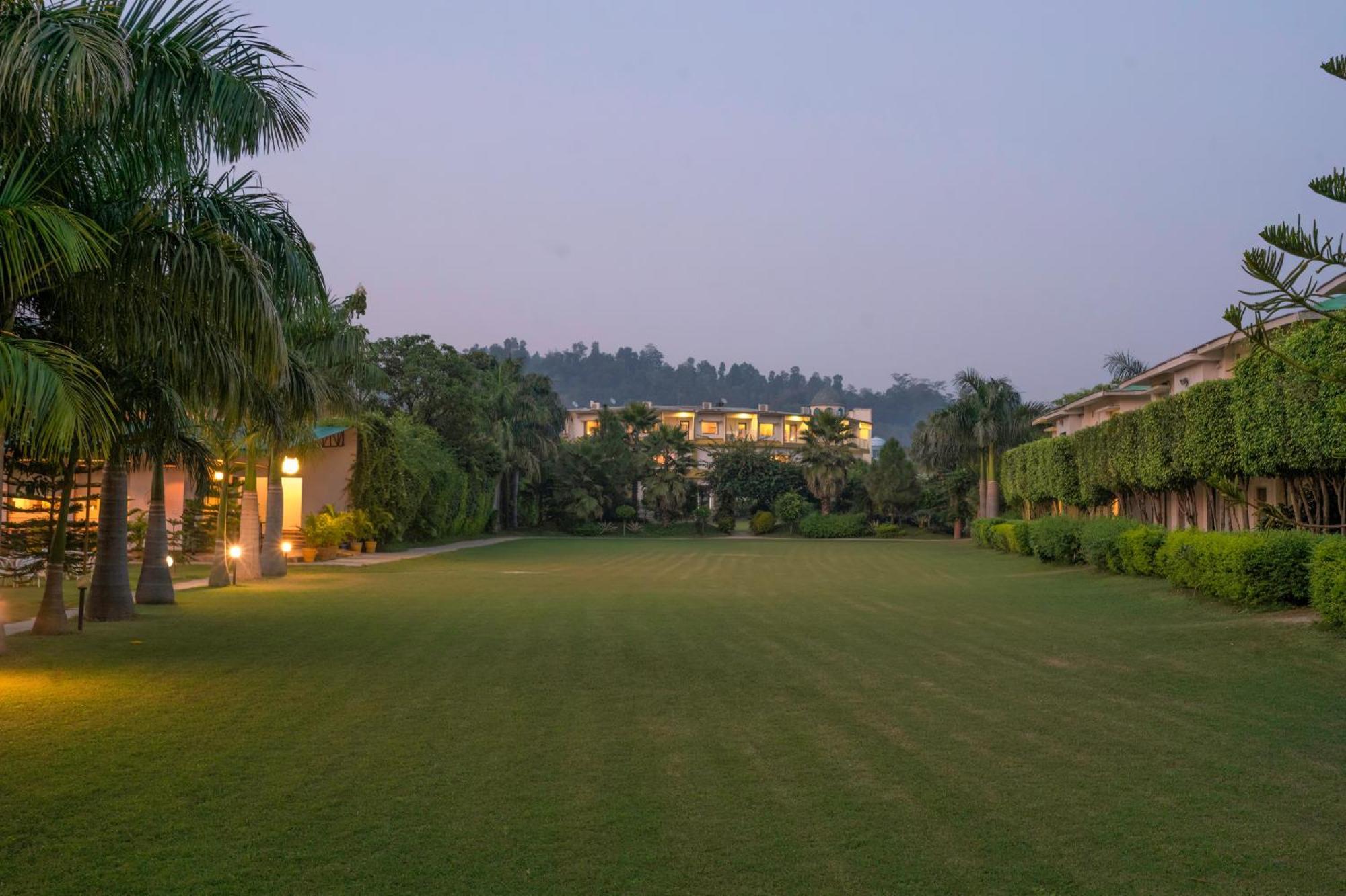 The Tattwaa Corbett Spa And Resort Rāmnagar Exterior foto